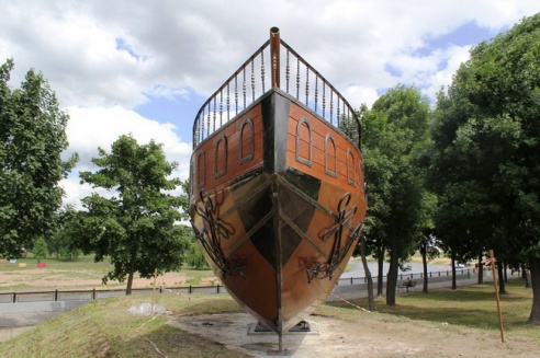 В Могилёве появился парусник «Надзея»