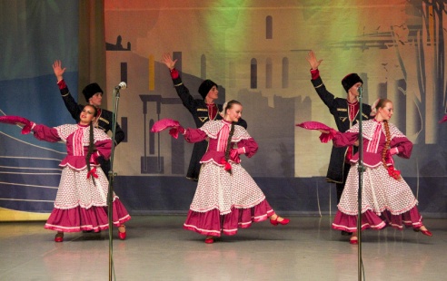 У Паставах прайшоў ХVIII Міжнародны фестываль народнай музыкі “Звіняць цымбалы і гармонік” (+шмат фота)