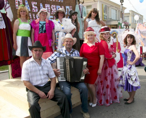 У Паставах прайшоў ХVIII Міжнародны фестываль народнай музыкі “Звіняць цымбалы і гармонік” (+шмат фота)