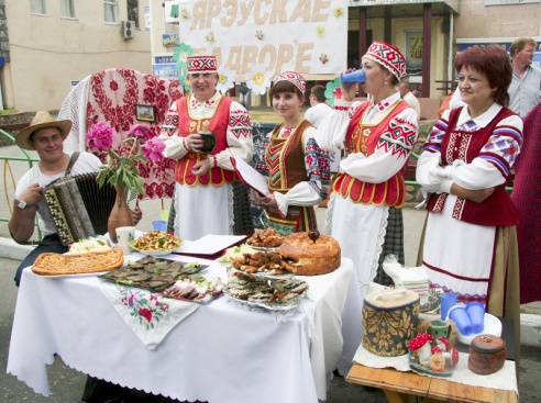 У Паставах прайшоў ХVIII Міжнародны фестываль народнай музыкі “Звіняць цымбалы і гармонік” (+шмат фота)