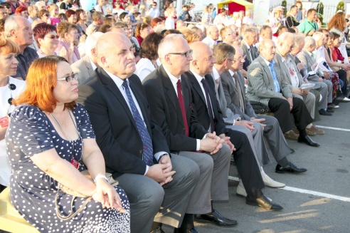 У Паставах прайшоў ХVIII Міжнародны фестываль народнай музыкі “Звіняць цымбалы і гармонік” (+шмат фота)