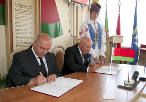 У Паставах прайшоў ХVIII Міжнародны фестываль народнай музыкі “Звіняць цымбалы і гармонік” (+шмат фота)