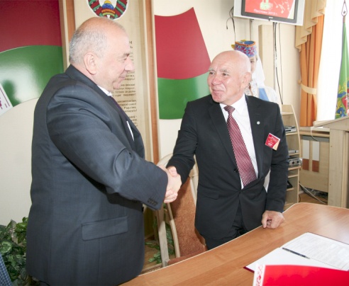 У Паставах прайшоў ХVIII Міжнародны фестываль народнай музыкі “Звіняць цымбалы і гармонік” (+шмат фота)