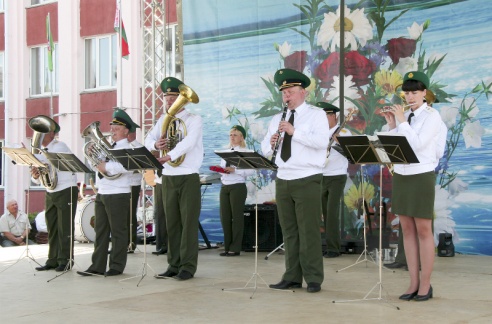 У Паставах прайшоў ХVIII Міжнародны фестываль народнай музыкі “Звіняць цымбалы і гармонік” (+шмат фота)