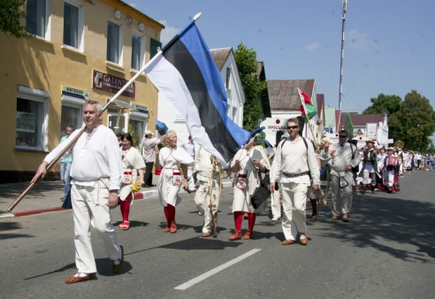 У Паставах прайшоў ХVIII Міжнародны фестываль народнай музыкі “Звіняць цымбалы і гармонік” (+шмат фота)