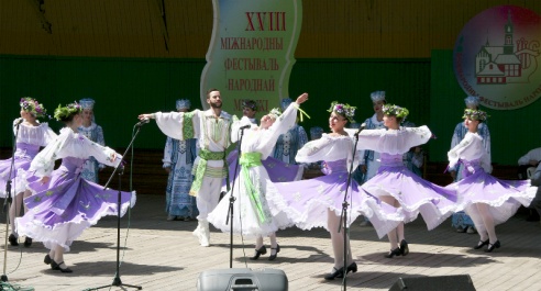 У Паставах прайшоў ХVIII Міжнародны фестываль народнай музыкі “Звіняць цымбалы і гармонік” (+шмат фота)