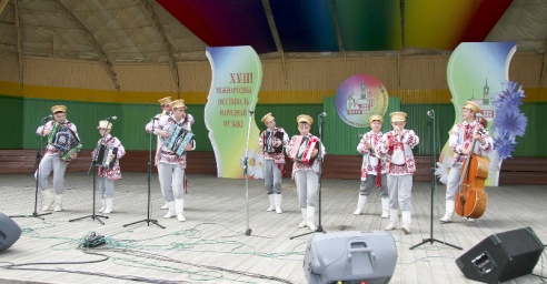 У Паставах прайшоў ХVIII Міжнародны фестываль народнай музыкі “Звіняць цымбалы і гармонік” (+шмат фота)