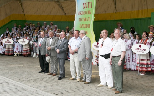 У Паставах прайшоў ХVIII Міжнародны фестываль народнай музыкі “Звіняць цымбалы і гармонік” (+шмат фота)