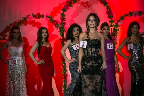 На конкурсе красоты в Баку титул «Мисс Азербайджан» получила гомельчанка