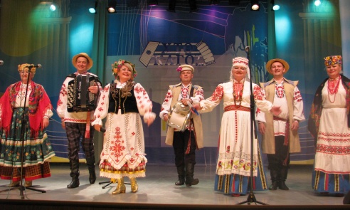 Прафесійна, роўна, інтэлігентна (+фота)