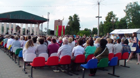 В центре гуляли медики