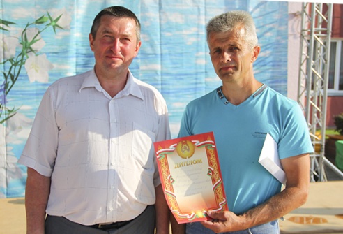 Шырэй, каса, размахніся! У вёсцы Жылінскія прайшоў ІV чэмпіянат па касьбе (+фота)