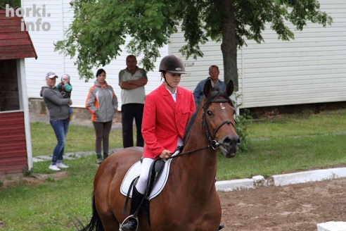 В Горках проходят конные соревнования