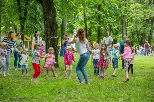 Городской праздник «Молодежь-2015» прошел в парке им. 30-летия ВЛКСМ в Барановичах