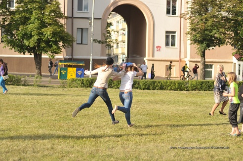 В воскресенье на площади Ленина молодежь Бобруйска отмечала свой праздник – День молодежи. Видео