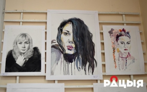 Пейзажы, партрэты, нацюрморты можна ўбачыць на выставе "На творчай хвалі" ў Глыбокім (ФОТА)