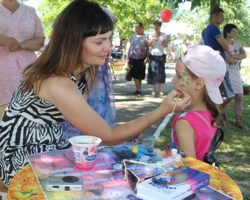 Праздник в Лиозно на День Независимости в парке микрорайона «Школьный»