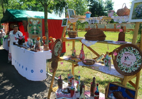 Праздник в Лиозно на День Независимости в парке микрорайона «Школьный»