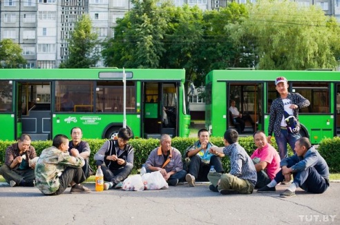 Житель Добруша о митинге китайских рабочих: «Ну как это три месяца без зарплаты сидеть»