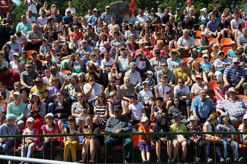 Пастаўчане згулялі ў футбол з камандай тэлеканала «АНТ»