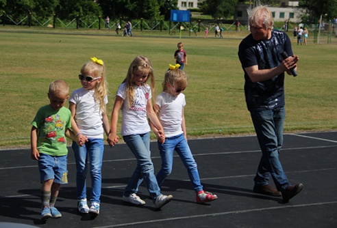 Пастаўчане згулялі ў футбол з камандай тэлеканала «АНТ»