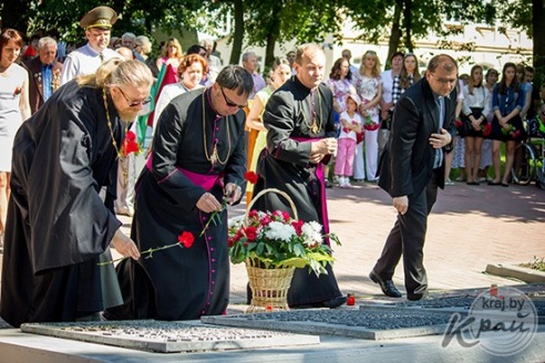 ФОТОРЕПОРТАЖ: Как прошел районный праздник «Квітней, Глыбоччына!»