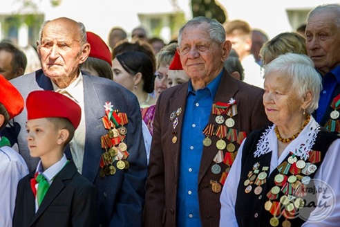 ФОТОРЕПОРТАЖ: Как прошел районный праздник «Квітней, Глыбоччына!»