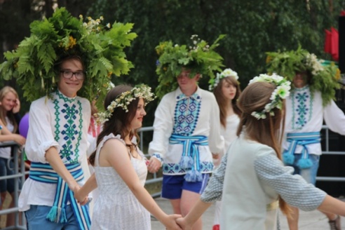 СВЯТА КУПАЛЛЕ НА ПЛЯЖЫ «ПАЎДНЁВЫ» (фотарэпартаж)