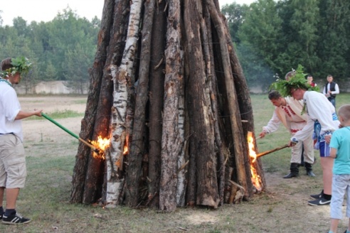 СВЯТА КУПАЛЛЕ НА ПЛЯЖЫ «ПАЎДНЁВЫ» (фотарэпартаж)