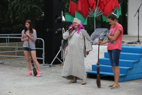 СВЯТА КУПАЛЛЕ НА ПЛЯЖЫ «ПАЎДНЁВЫ» (фотарэпартаж)