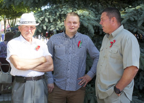 Пастаўчане адзначылі галоўнае свята краіны (+фота)