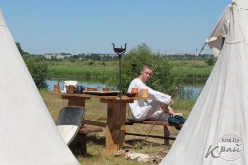 ФОТОРЕПОРТАЖ: 4-5 июля в Вилейке впервые состоялся фестиваль средневековой культуры «Гонару продкаў»