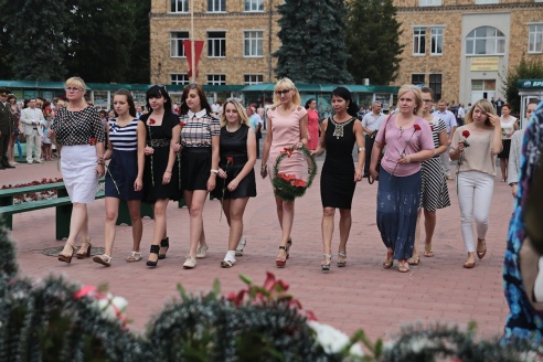 В День освобождения города Барановичи возложили цветы у Вечного огня