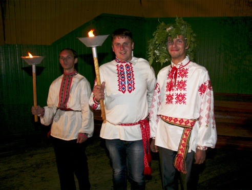 І ажылі паданні. У Паставах святкавалі Купалле (+фота)