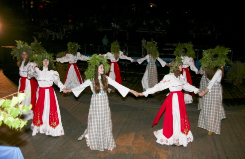 І ажылі паданні. У Паставах святкавалі Купалле (+фота)