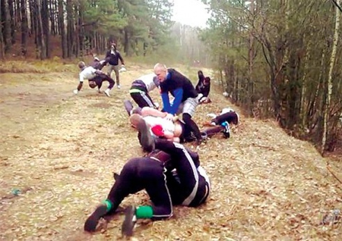 Около футбола: опасные моменты. «Претенденты на красную карточку»