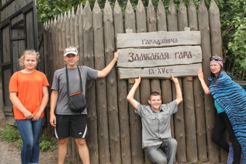 Отдел образования при поддержке Слуцкой епархии провели детям «Браславская одиссею»