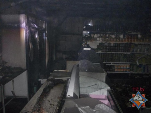 Горел магазин на улице Кирова