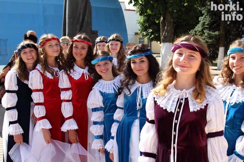 Мстиславлский фэст-2015: средневековое шествие, батлейка и город мастеров