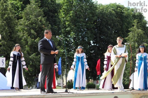 Мстиславлский фэст-2015: средневековое шествие, батлейка и город мастеров