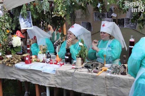 Мстиславлский фэст-2015: средневековое шествие, батлейка и город мастеров