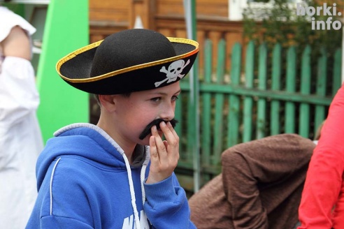 Мсціслаўскі фэст-2015: поросячьи бега, турнир лучников и орудия пыток