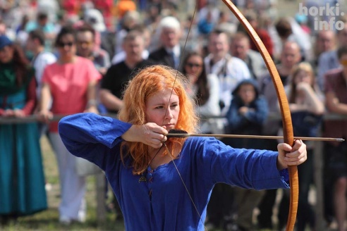 Мсціслаўскі фэст-2015: поросячьи бега, турнир лучников и орудия пыток