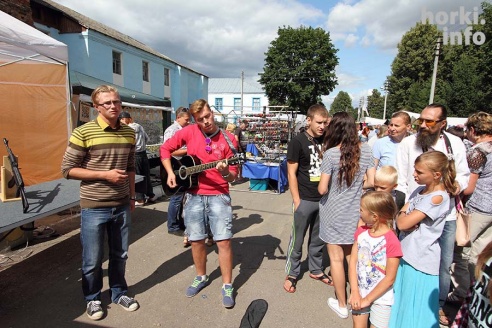Мсціслаўскі фэст-2015: поросячьи бега, турнир лучников и орудия пыток
