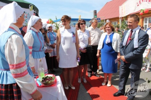 Подворье Подсвильского сельсовета признано лучшим на «Вишневом фестивале» в Глубоком (ФОТО)