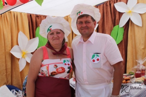 Подворье Подсвильского сельсовета признано лучшим на «Вишневом фестивале» в Глубоком (ФОТО)