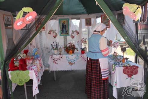 Подворье Подсвильского сельсовета признано лучшим на «Вишневом фестивале» в Глубоком (ФОТО)