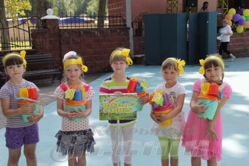 Кобрину 728 лет