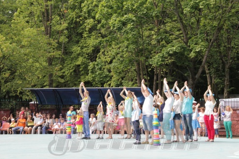 Кобрину 728 лет