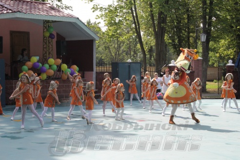 Кобрину 728 лет